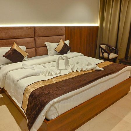 Md Farms And Resorts Матхура Экстерьер фото